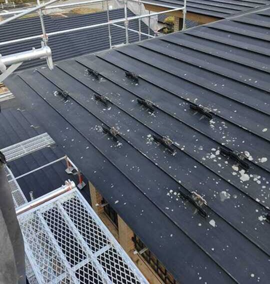 戸建住宅の劣化した屋根